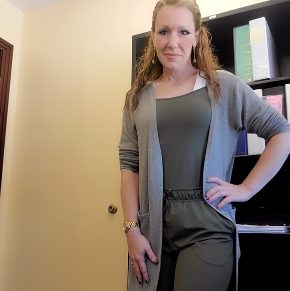 Zyia Olive Everywhere Pants - Sm - Picture 5 of 7